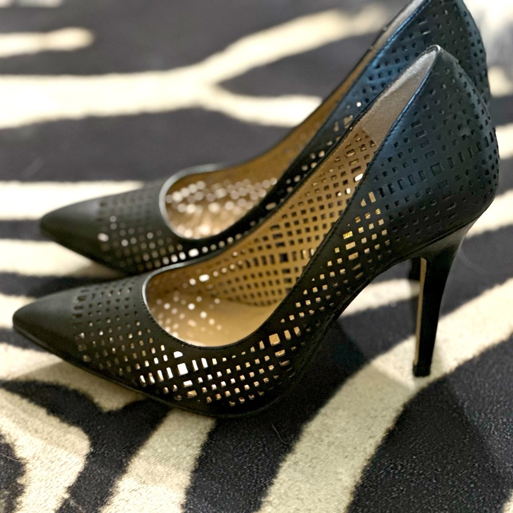 Bcbgeneration Pumps - image 1